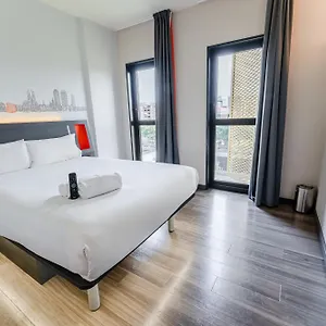 2* Otel Easyhotel Barcelona Fira